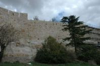 Muralla de Zamora, Zona Peas de Santa Marta y Cuesta del Obispo